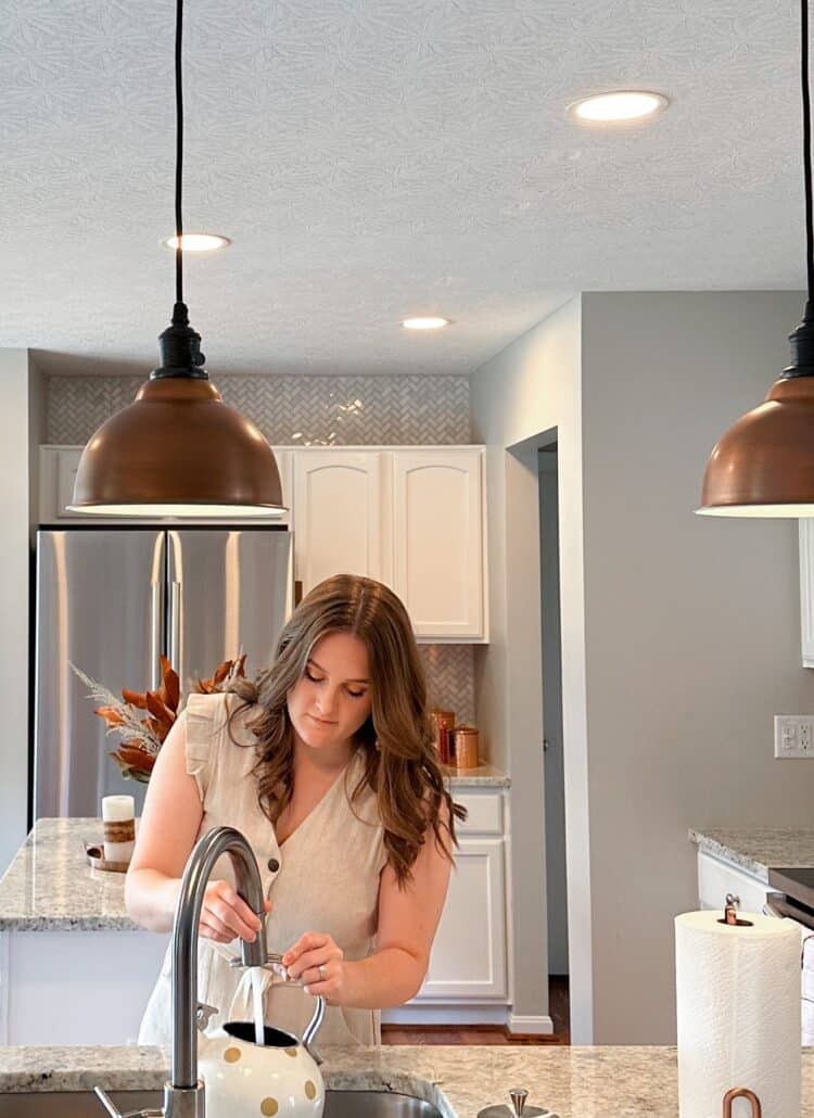 https://homebyalley.com/wp-content/uploads/2022/09/Pendant-Light-Feature-Image-750x1030.jpg