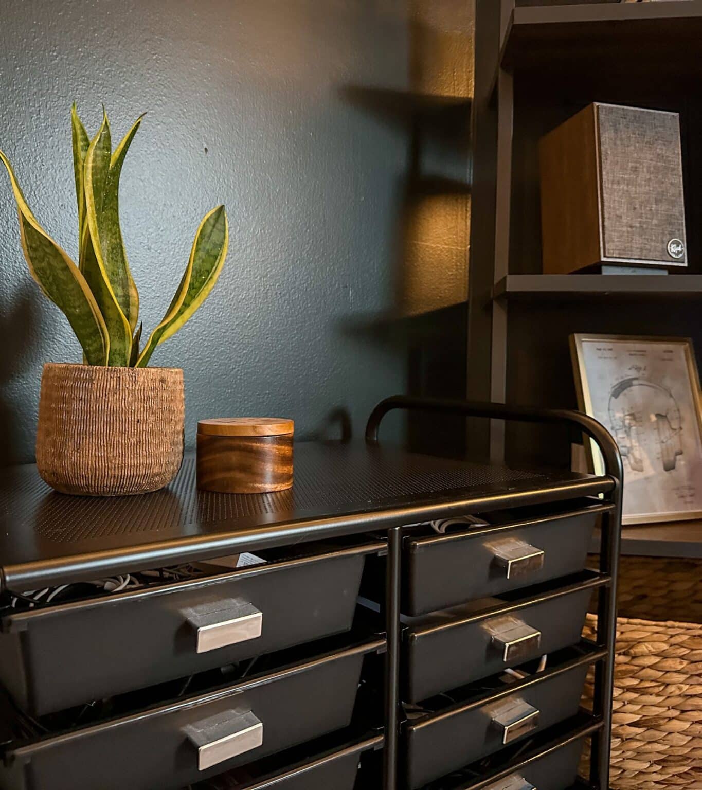 24 Genius Cable Storage Ideas (Manage Your Cables Like a Pro!) - Home ...