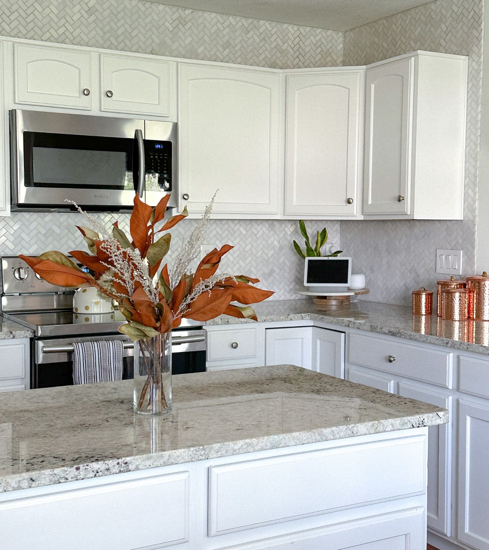 Photo inspiration: Picture Idea: 9 Simple Small Kitchen Remodel Ideas On A Budget