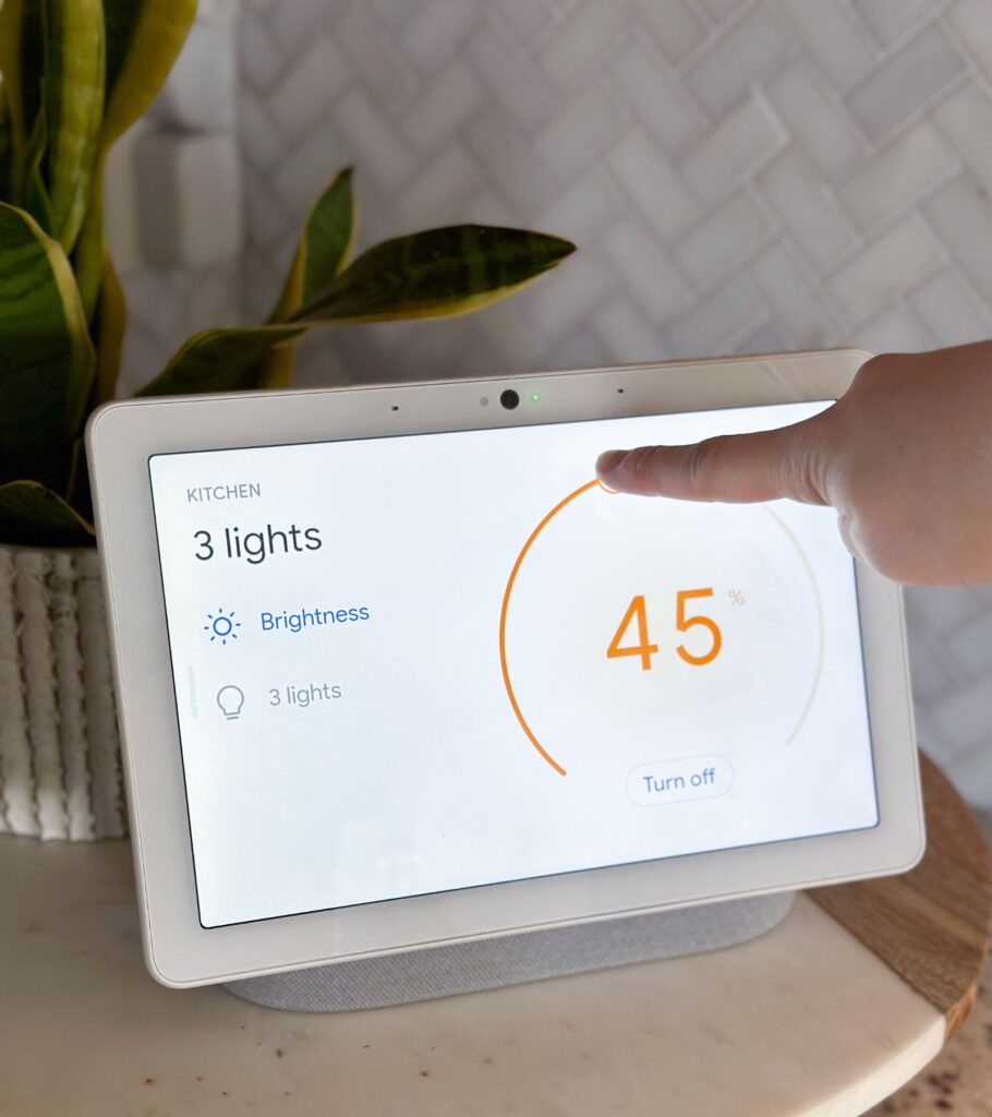 Google Home Hub - Turning Your Home Into A Smart Home