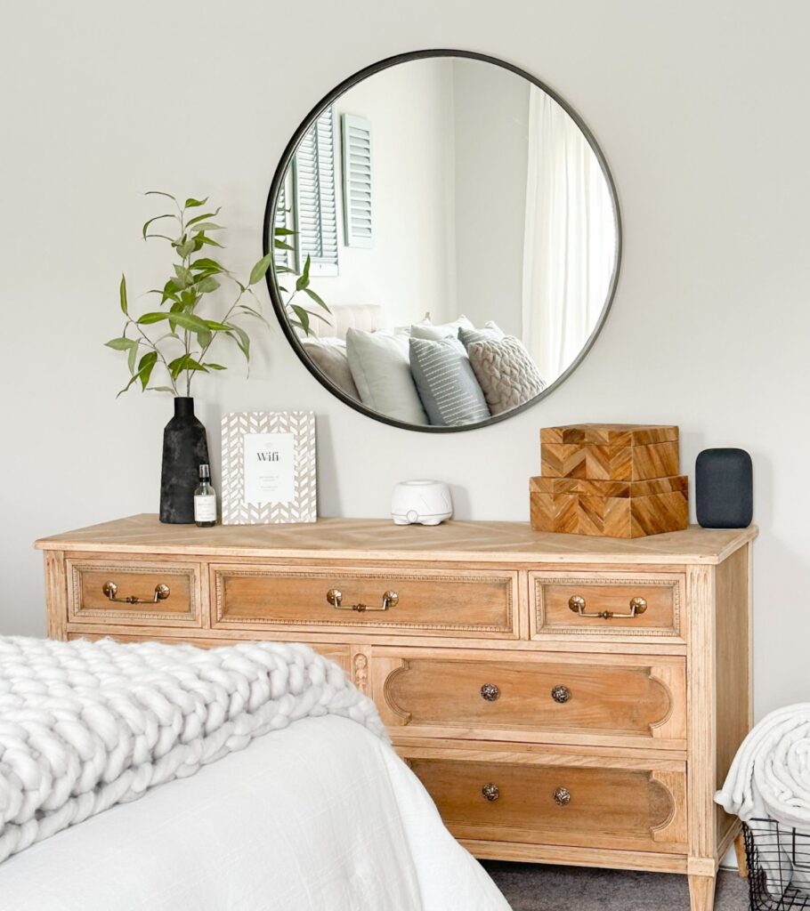 Guest Bedroom Furniture - Mirror