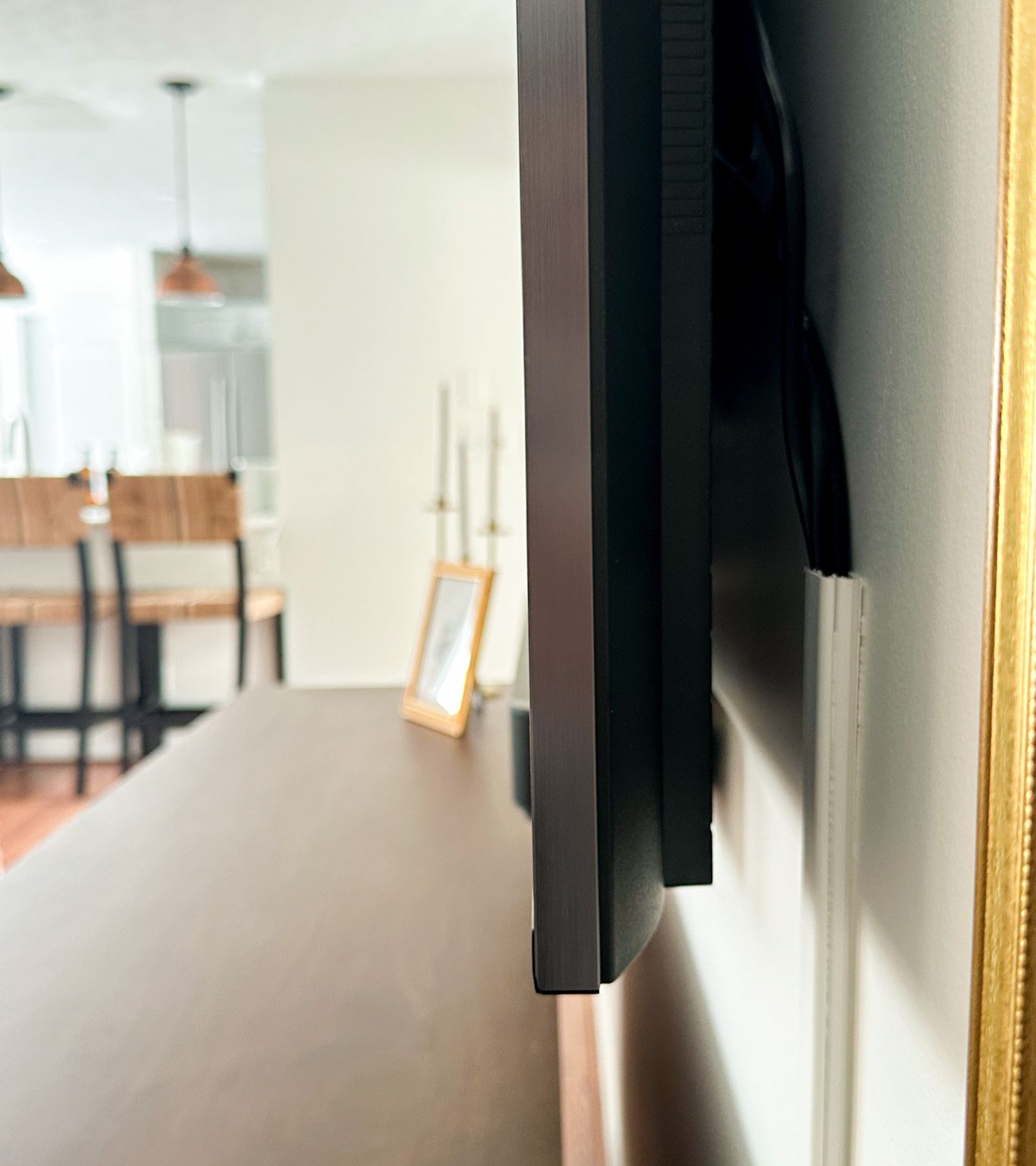 5 Very Sneaky Ways to Hide Wires From Wall Mounted TV Home By Alley