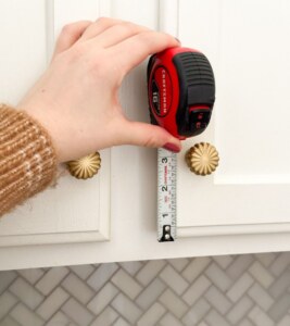 The #1 Best Cabinet Hardware Placement for Handles and Knobs - Home By ...