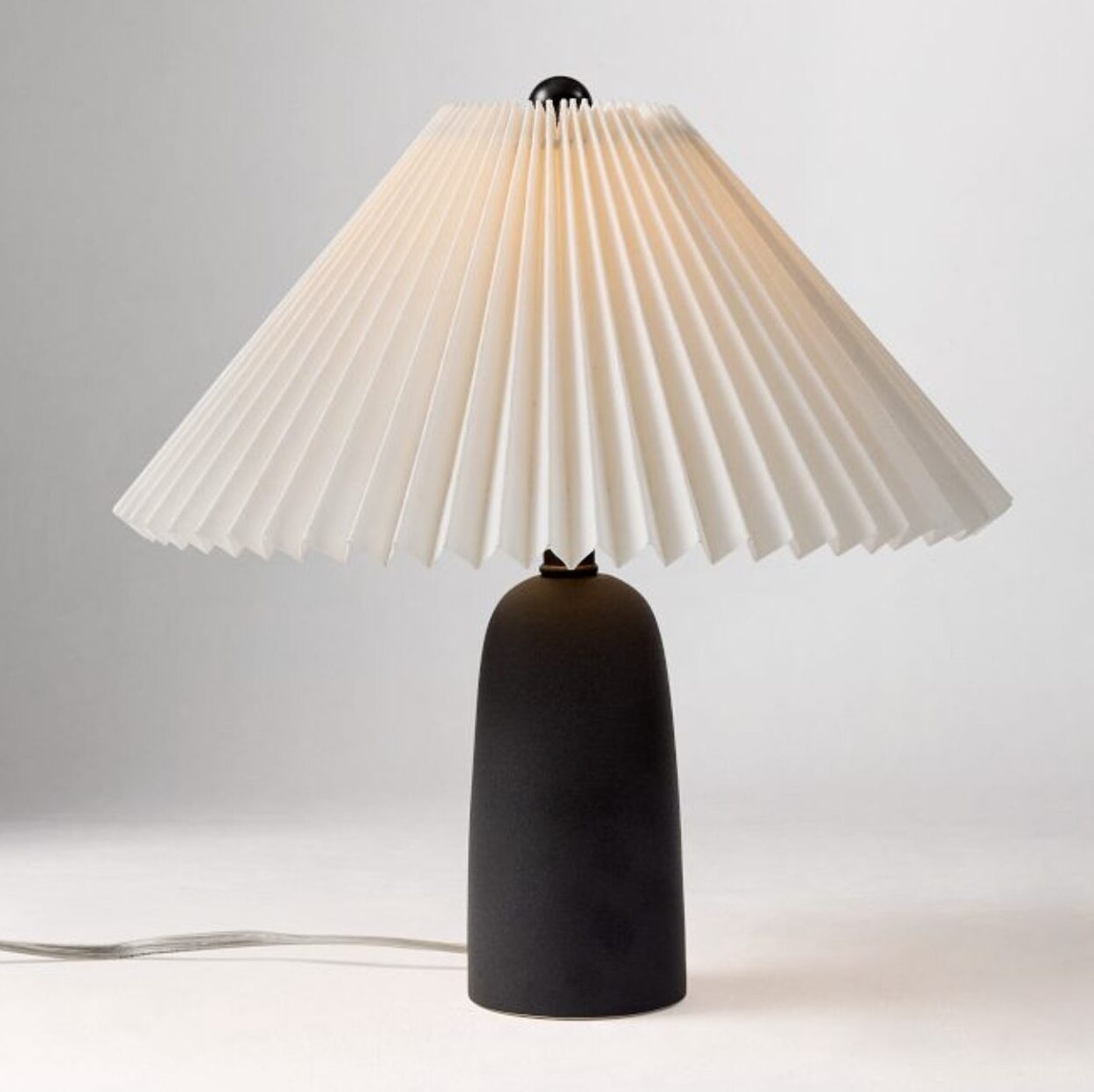 Louis Table Lamp 13"